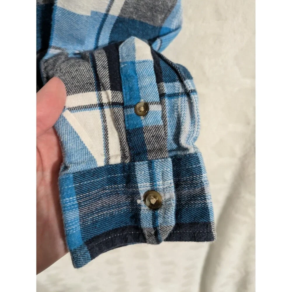 Youth Boy's Old Navy Flannel - Size Large (10-12)
